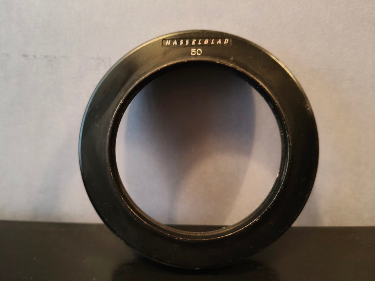 Hasselblad metalen zonnekap 50 – schroefbevestiging