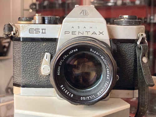 Asahi Pentax ES II spiegelreflexcamera met Super-Multi-Coated Takumar 50mm f/1.4 – foto 1