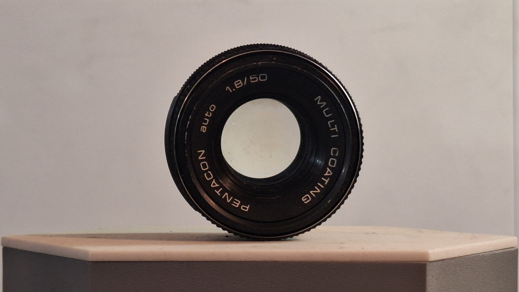 Pentacon Auto 50mm f/1.8 Multi-Coating prime lens – foto 2