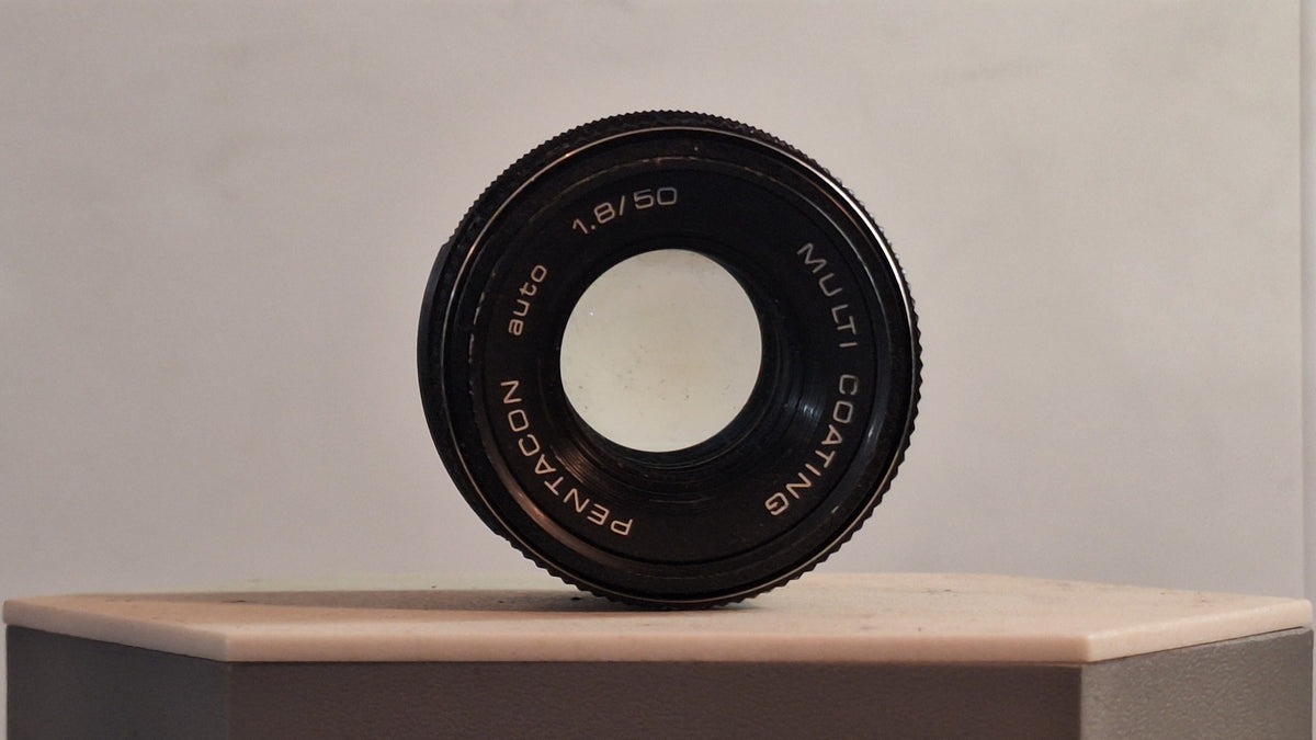 Pentacon Auto 50mm f/1.8 Multi-Coating prime lens – foto 2