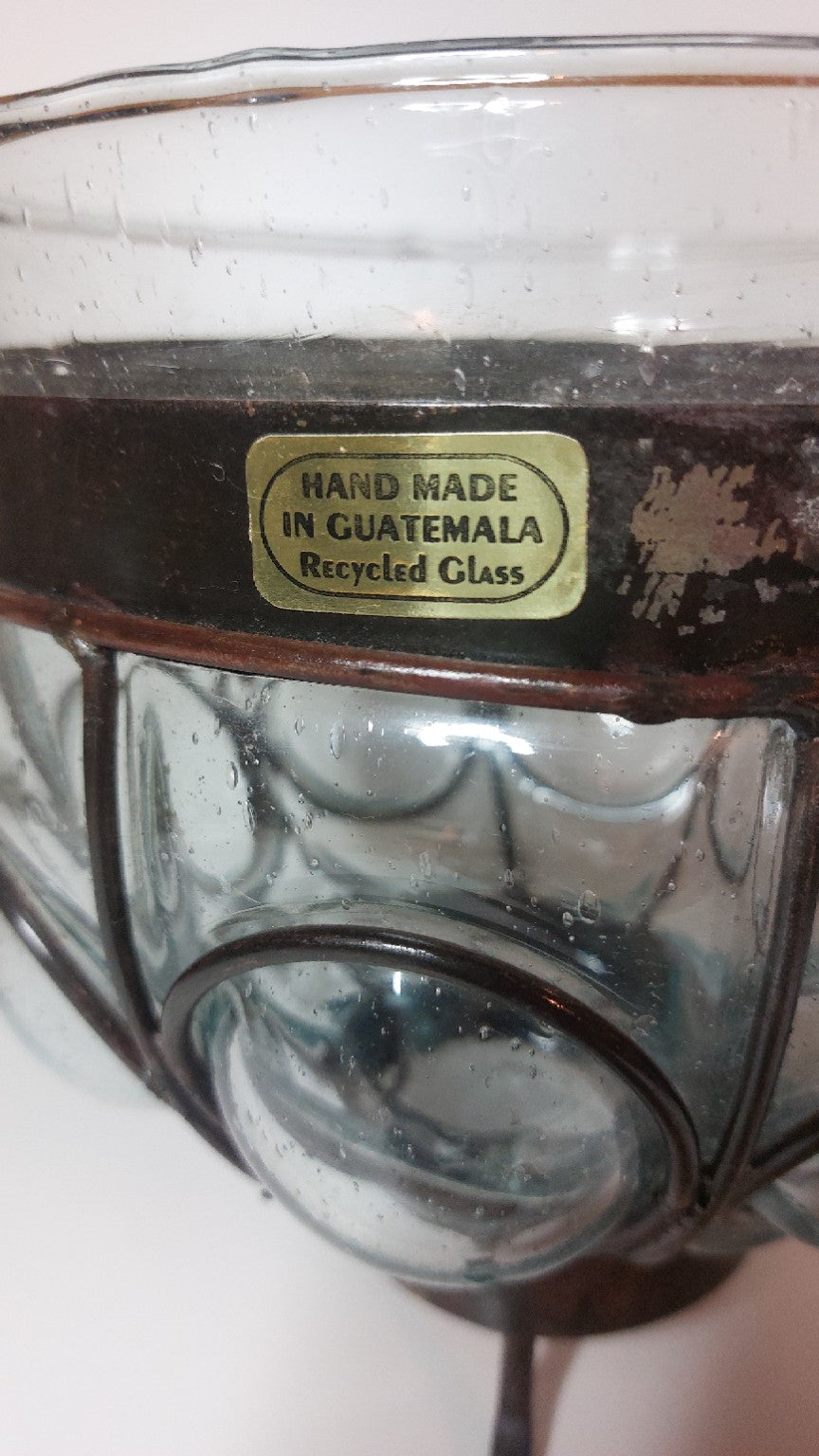 Origineel etiket Handmade in Guatemala Recycled Glass