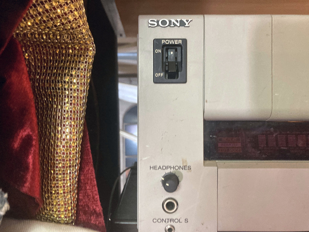 Sony UVW-1200P Betacam SP videoplayer met RGB-uitgang – foto 4 van 4