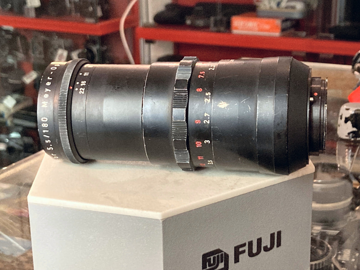 Meyer-Optik Görlitz Telemegor 180mm f/5.5 telelens met Exakta-vatting – foto 3 van 5