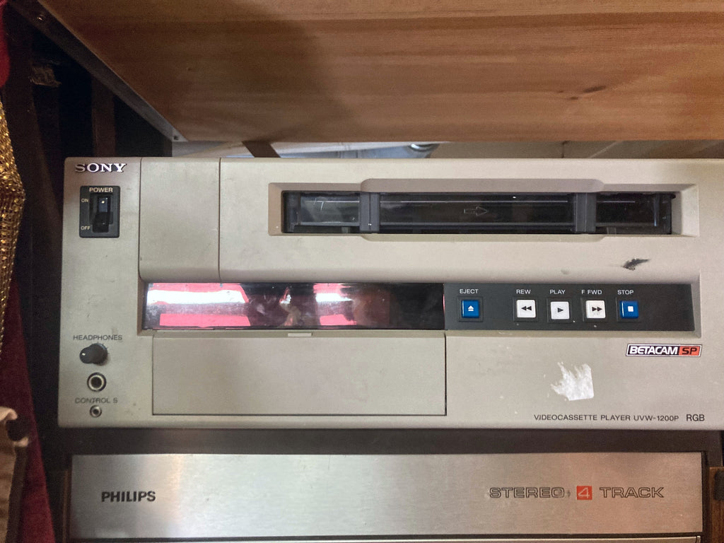 Sony UVW-1200P Betacam SP videoplayer met RGB-uitgang – foto 1 van 4