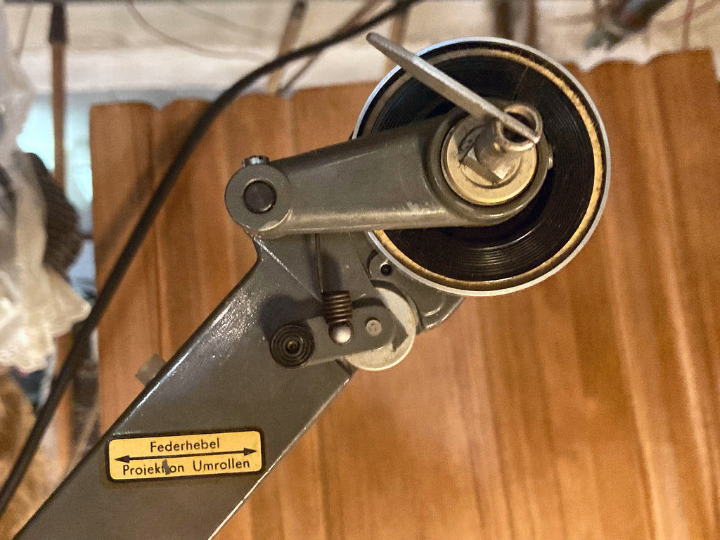 Bauer P5 16mm filmprojector met Kiptaron lens en originele transportkoffer – foto 3 van 7