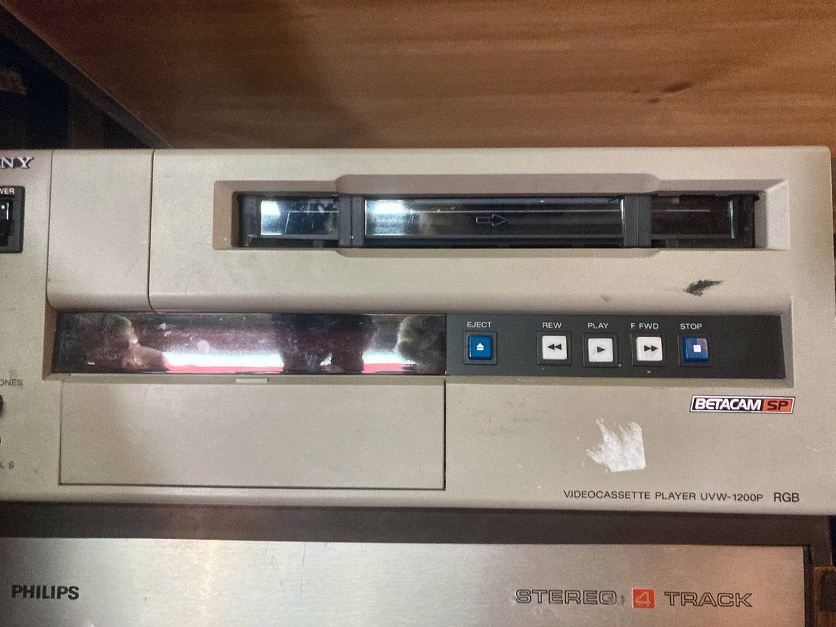 Sony UVW-1200P Betacam SP videoplayer met RGB-uitgang – foto 2 van 4