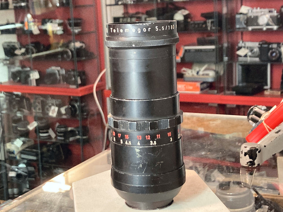 Meyer-Optik Görlitz Telemegor 180mm f/5.5 telelens met Exakta-vatting – foto 1 van 5
