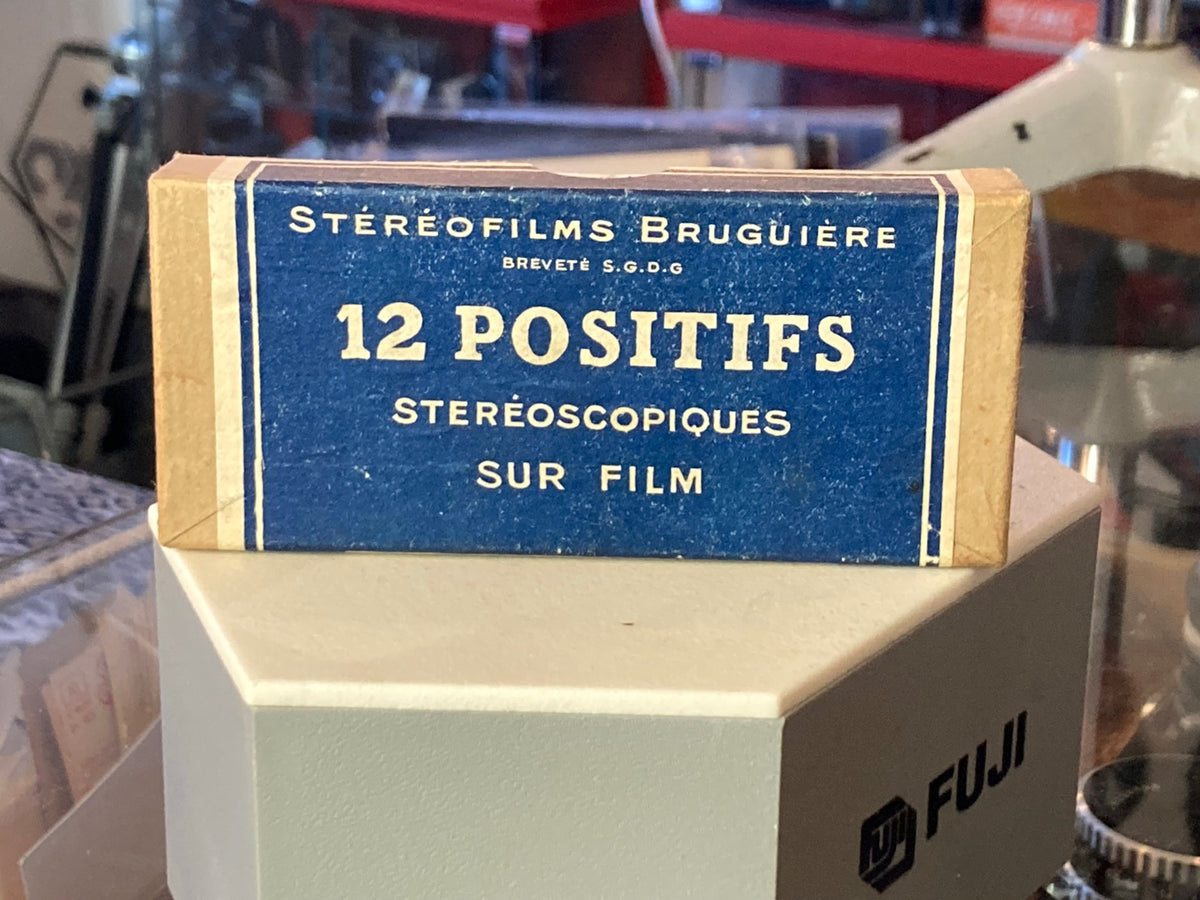 Detail van de Bruguière doos met 12 positieven
