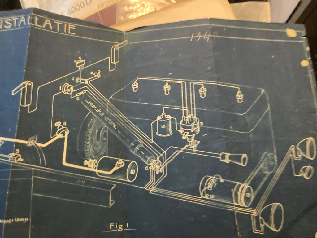 Detail van de technische installatietekening, rechtop gefotografeerd