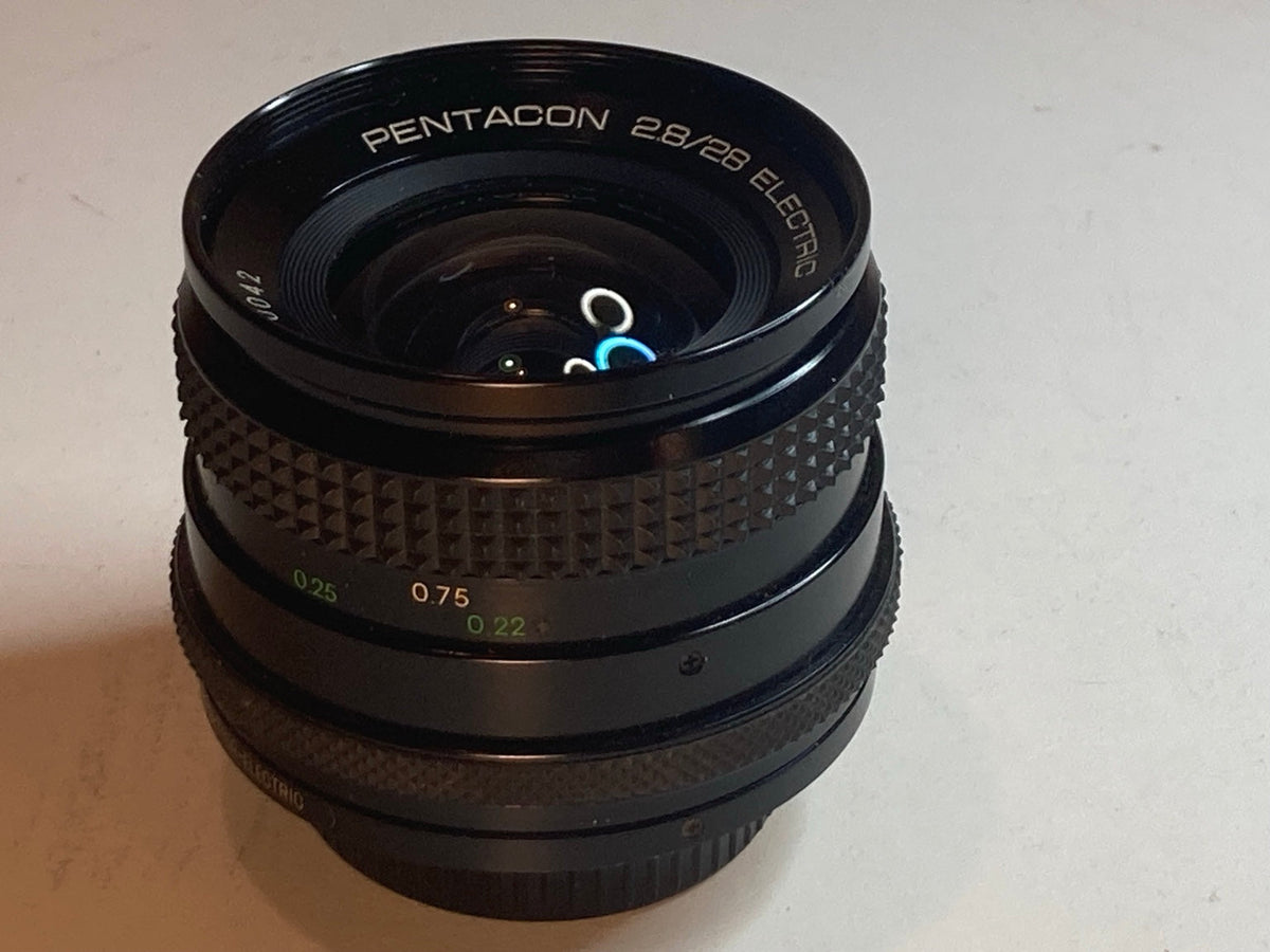 Pentacon Electric MC 28mm f/2.8 lens – opschriften