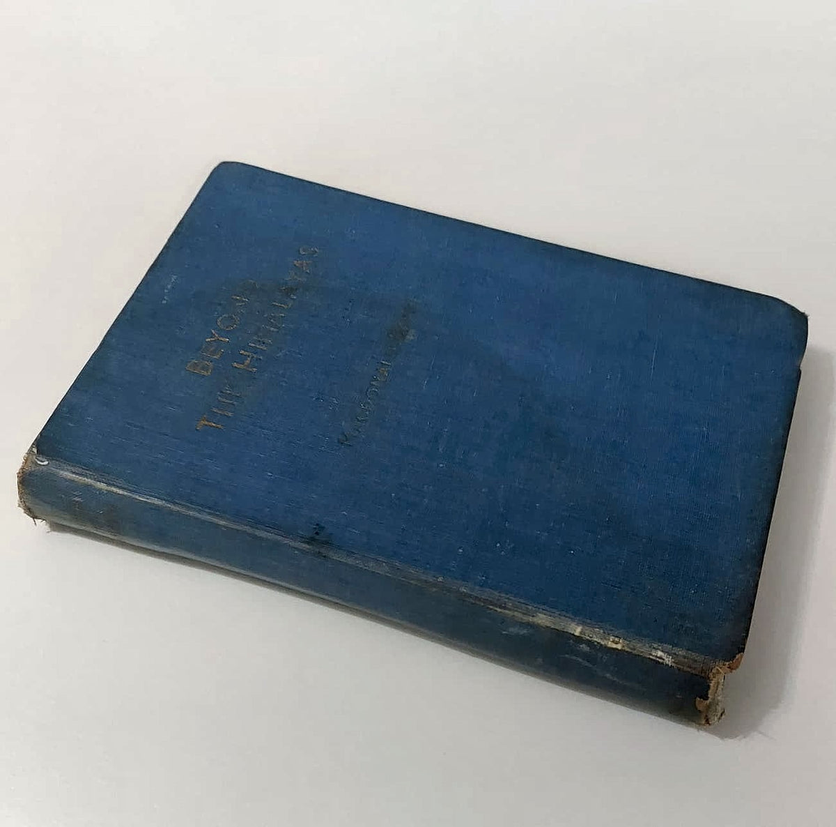 M. MacDonald-Bayne, Beyond the Himalayas - 1e druk 1954 – foto 2