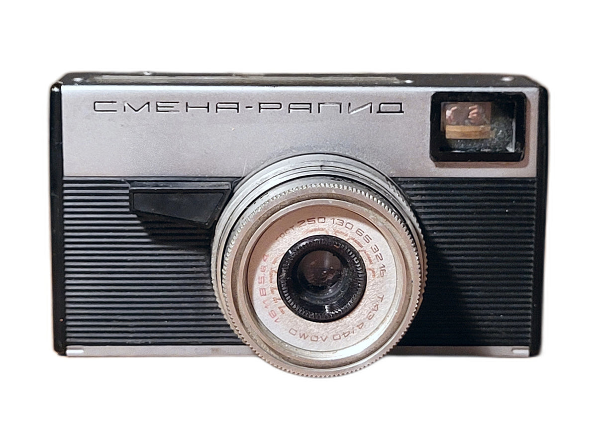 Smena-Rapid USSR compactcamera – vintage analoge camera bij De Majum Rotterdam