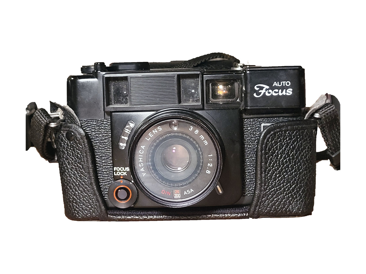 Yashica Auto Focus 35mm Compactcamera 38mm f/2.8 – vintage analoge camera bij De Majum Rotterdam