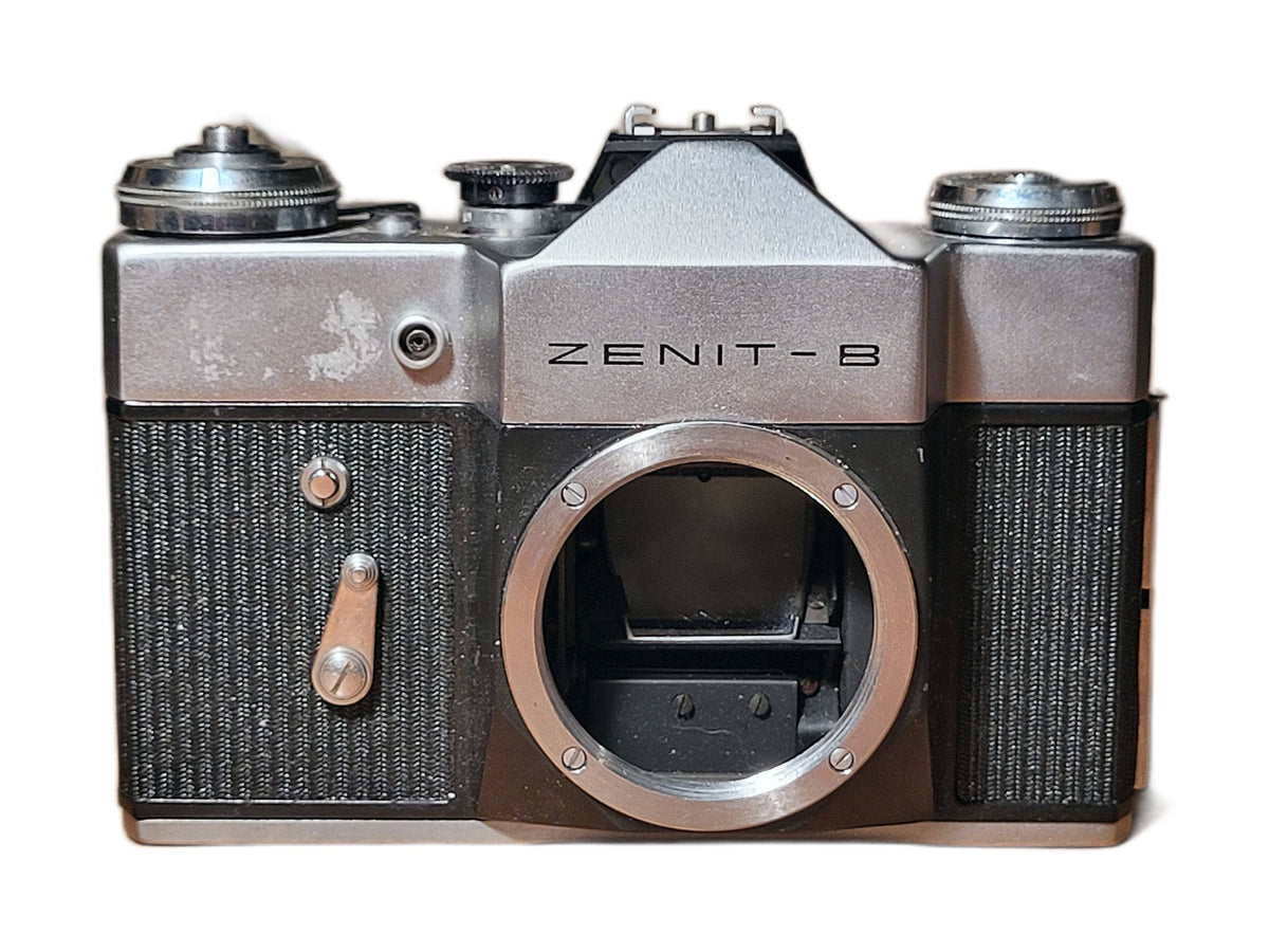Zenit-B 35mm SLR Camera Body – M42 Schroefdraad – vintage analoge camera bij De Majum Rotterdam