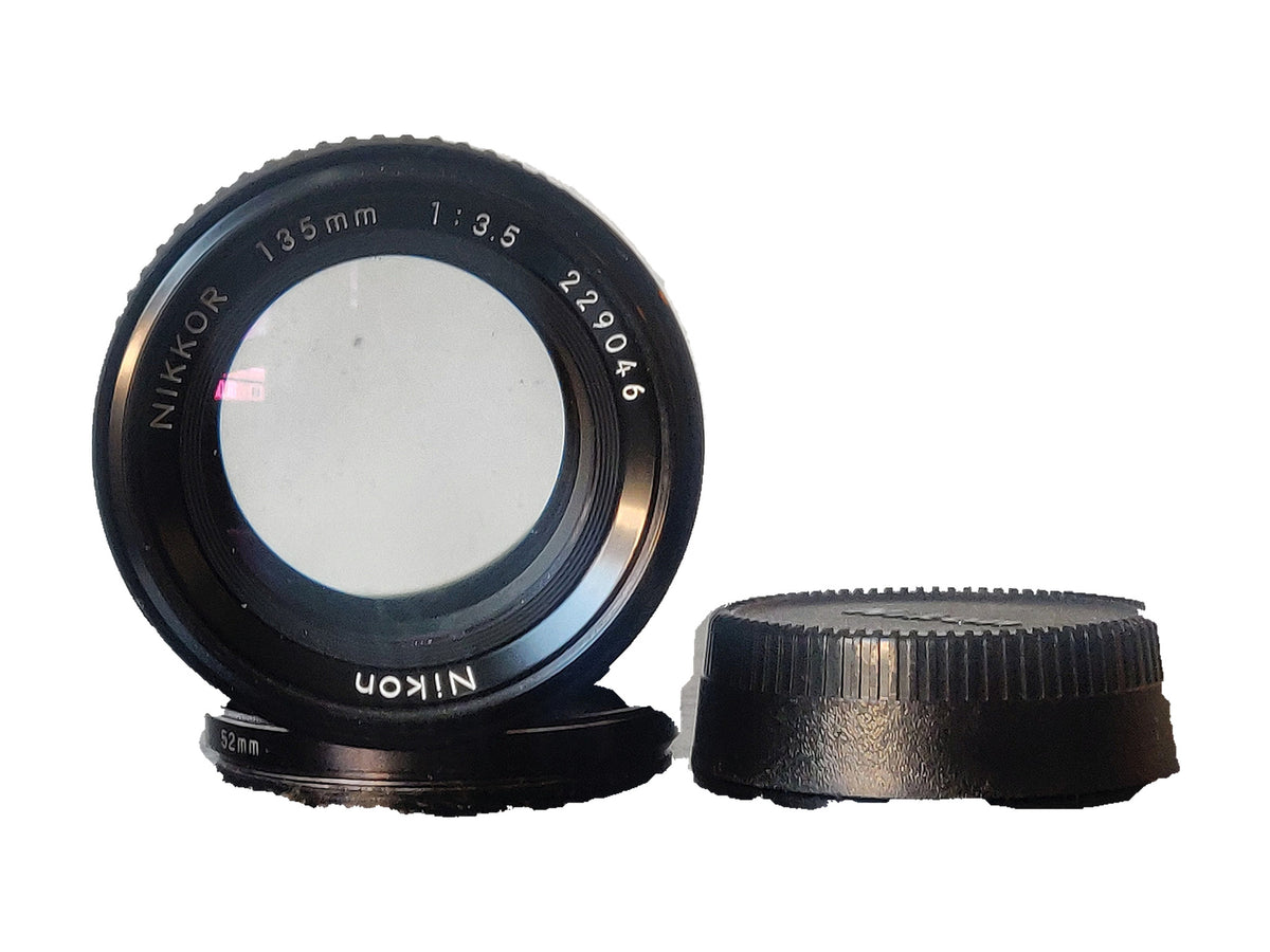 Nikon Nikkor-Q Auto 3.5/135mm lens