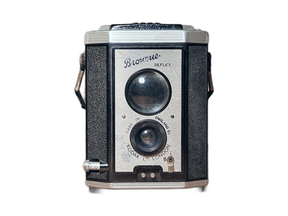 Kodak Brownie Reflex Boxcamera – Vintage 127 Film Camera – vintage analoge camera bij De Majum Rotterdam