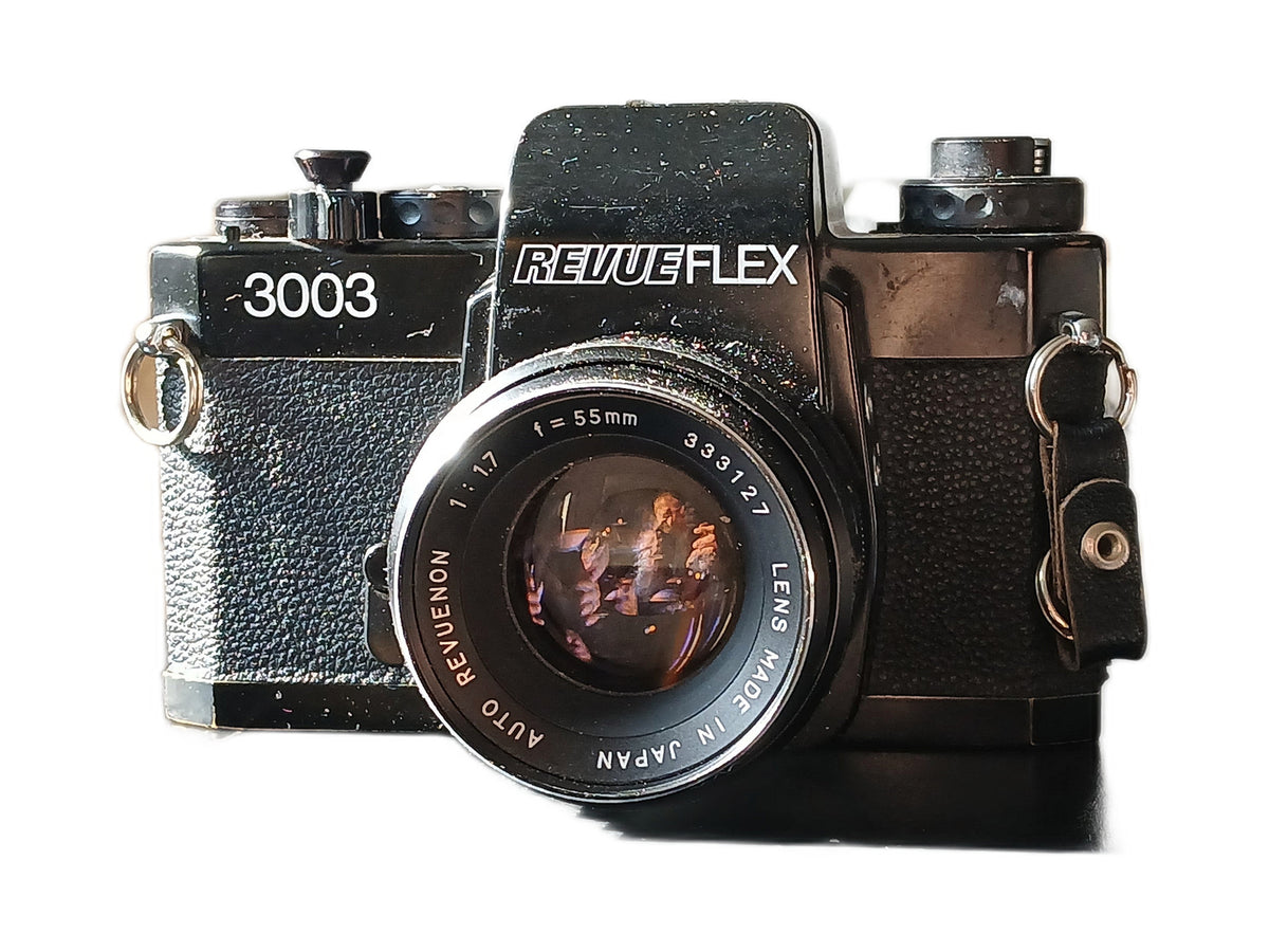 Revueflex 3003 Analoge Spiegelreflexcamera met Auto Revuenon 55mm f/1.7