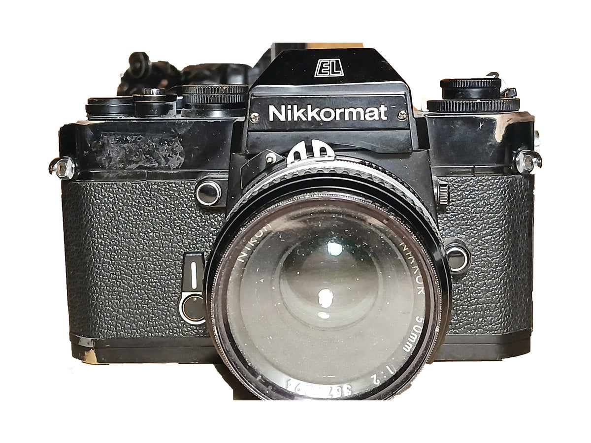 Nikkormat EL analoge spiegelreflexcamera met Nikkor 50mm f/2-objectief – foto 1