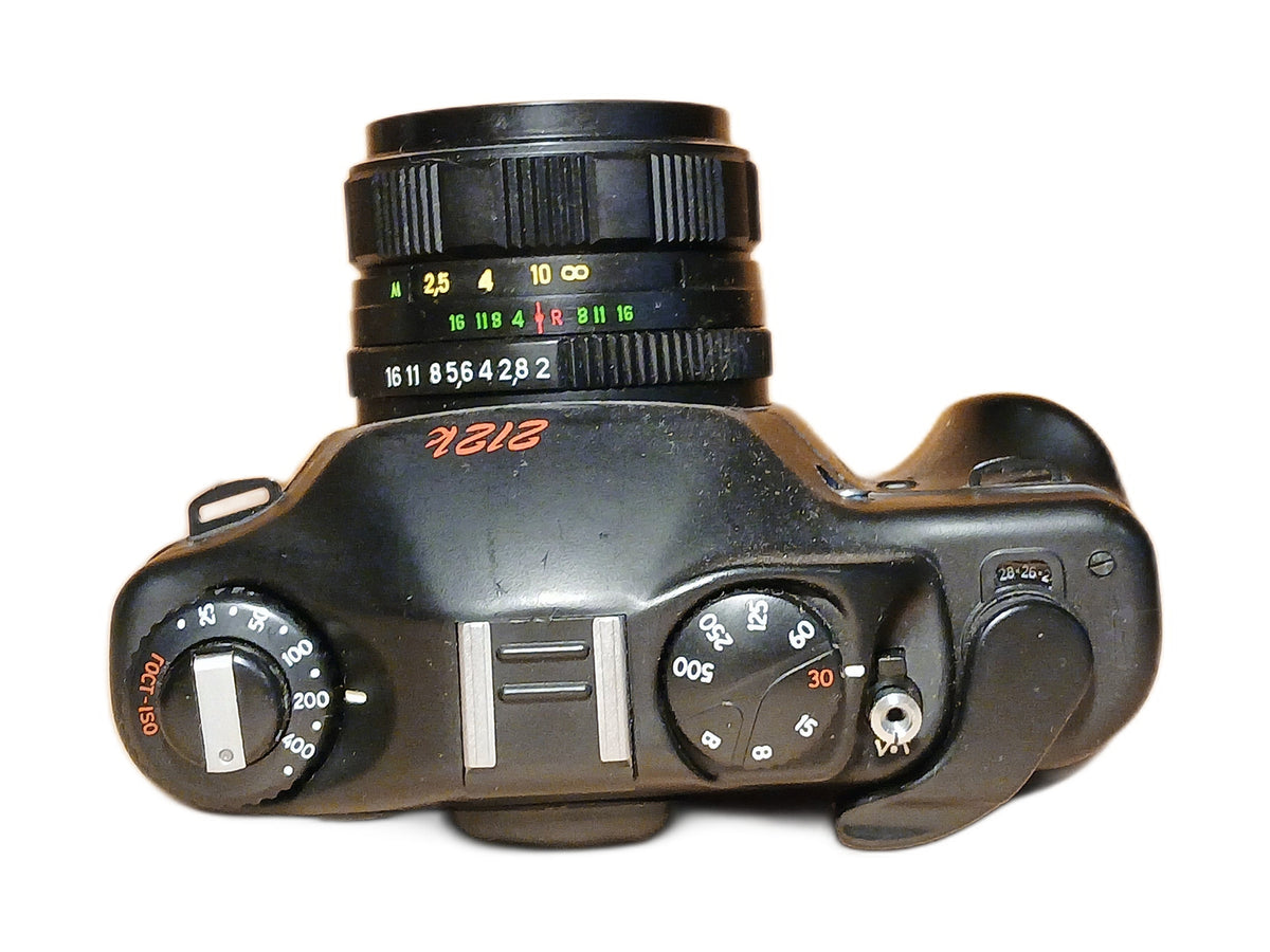Zenit 212K 35mm SLR + MC Helios-44K-4 58mm f/2 – foto 3