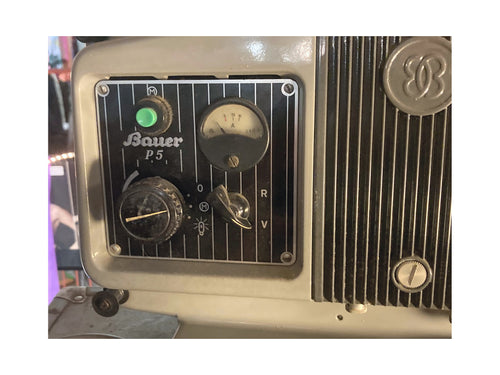 Bauer P5 16mm filmprojector met Kiptaron lens en originele transportkoffer – foto 2 van 7