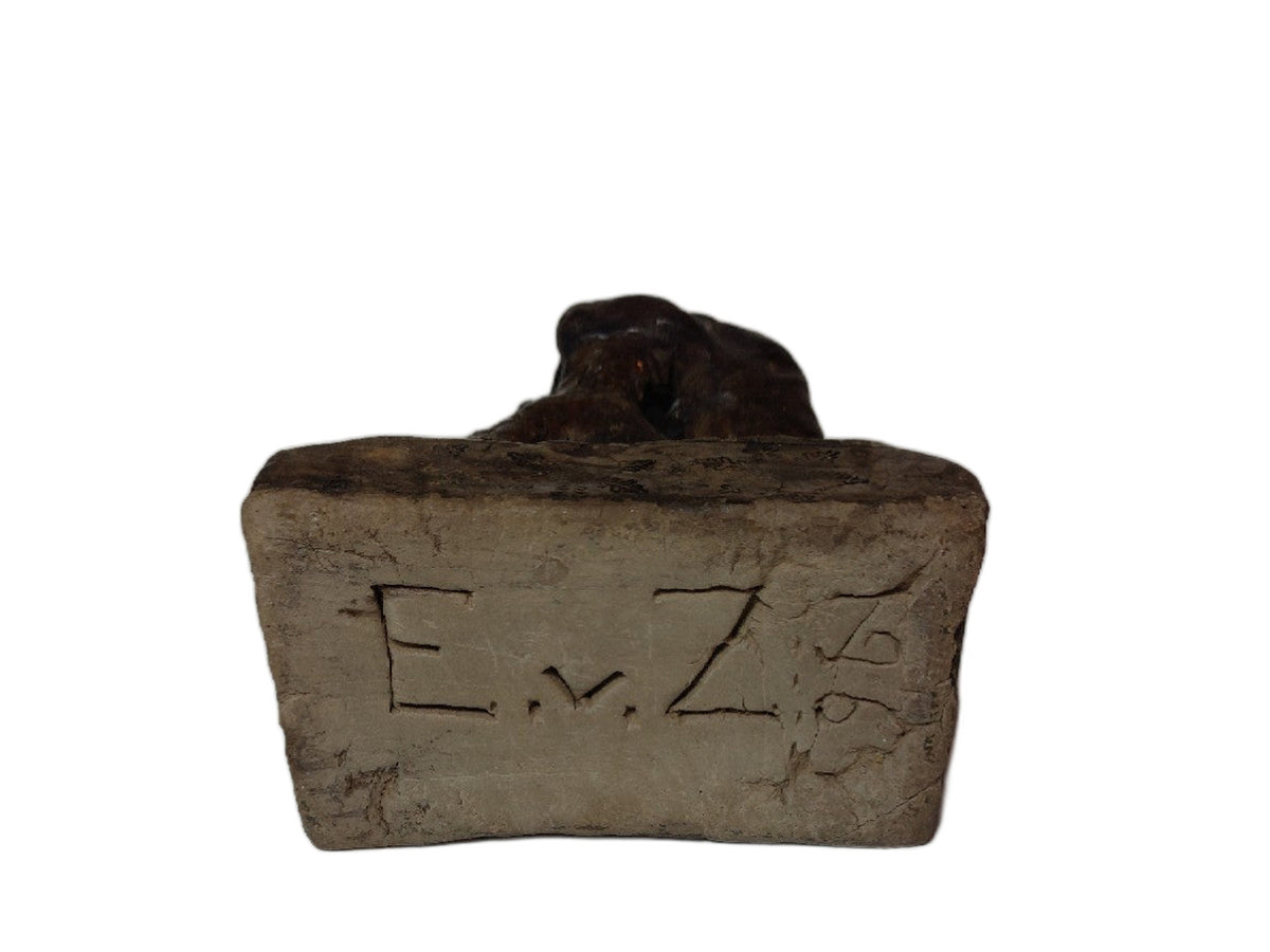Onderzijde met signatuur E.v.Z. 1965