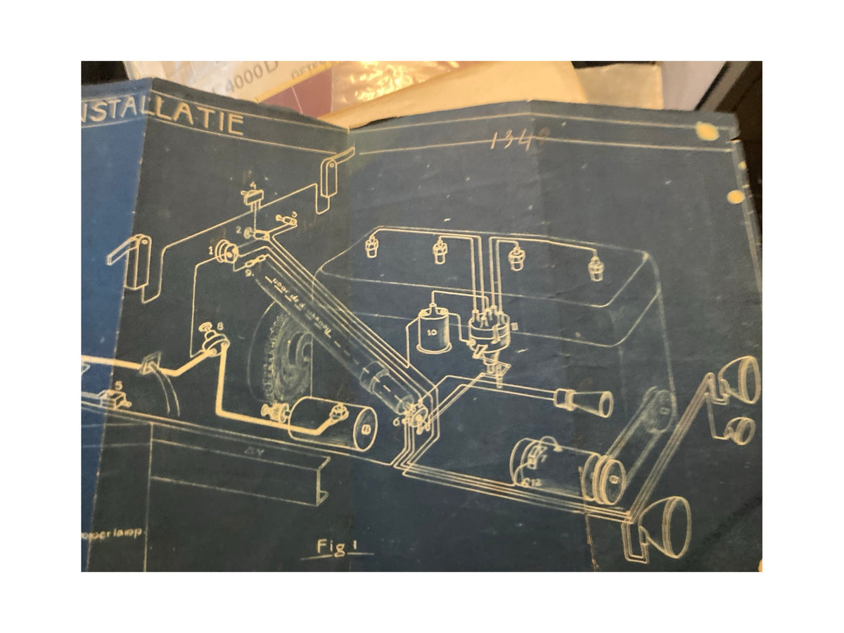 Detail van de technische installatietekening, rechtop gefotografeerd