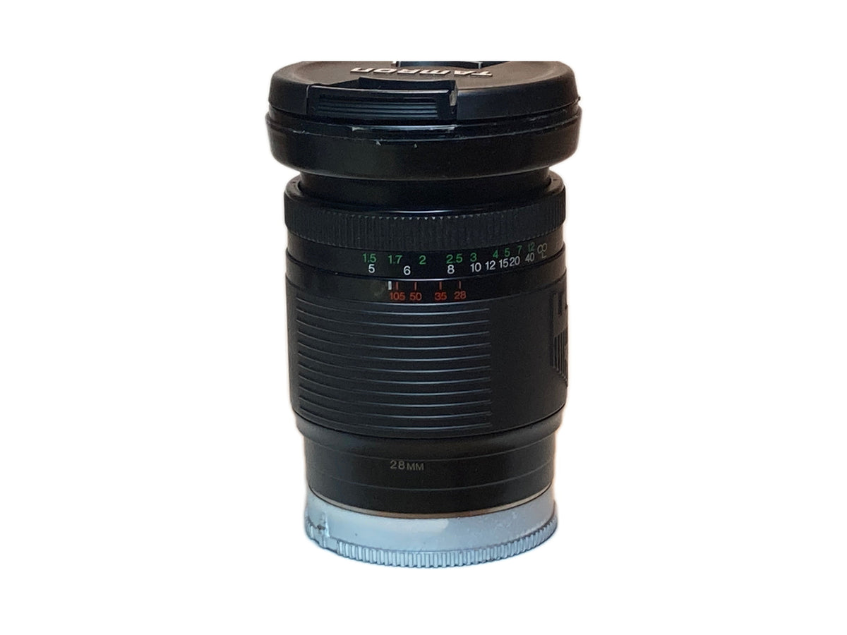 Sigma 50mm f/2.8 DG Macro-objectief, achterzijde en Canon EF-vatting