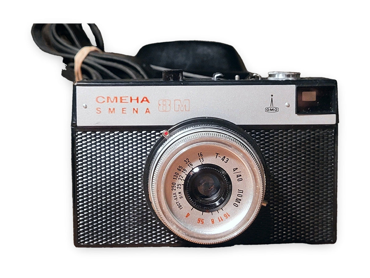 Smena 8M 35mm analoge camera met T-43 40mm f/4 lens – vintage analoge camera bij De Majum Rotterdam