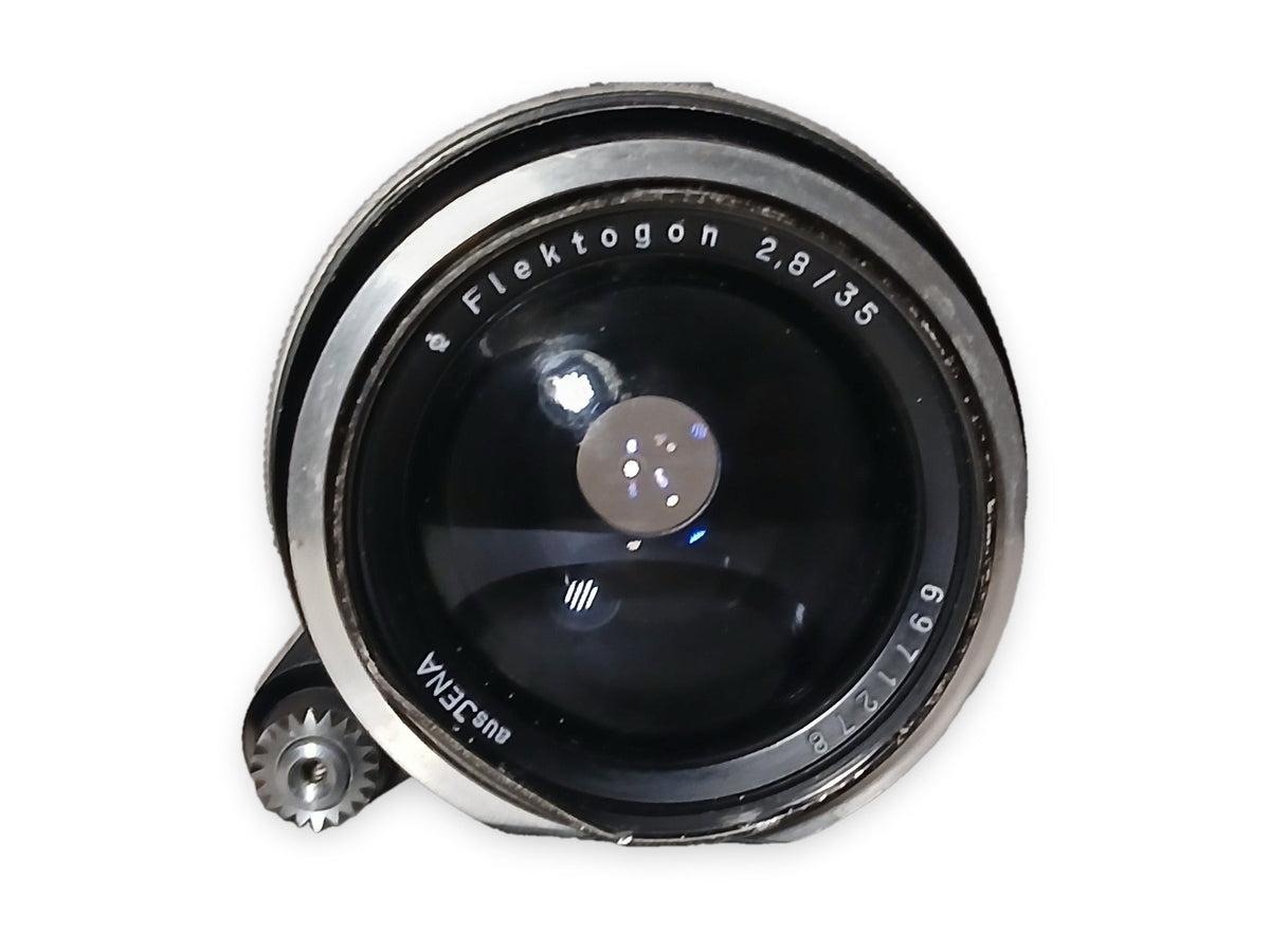 Carl Zeiss Jena Flektogon 35mm f/2.8 groothoeklens met Exakta-vatting