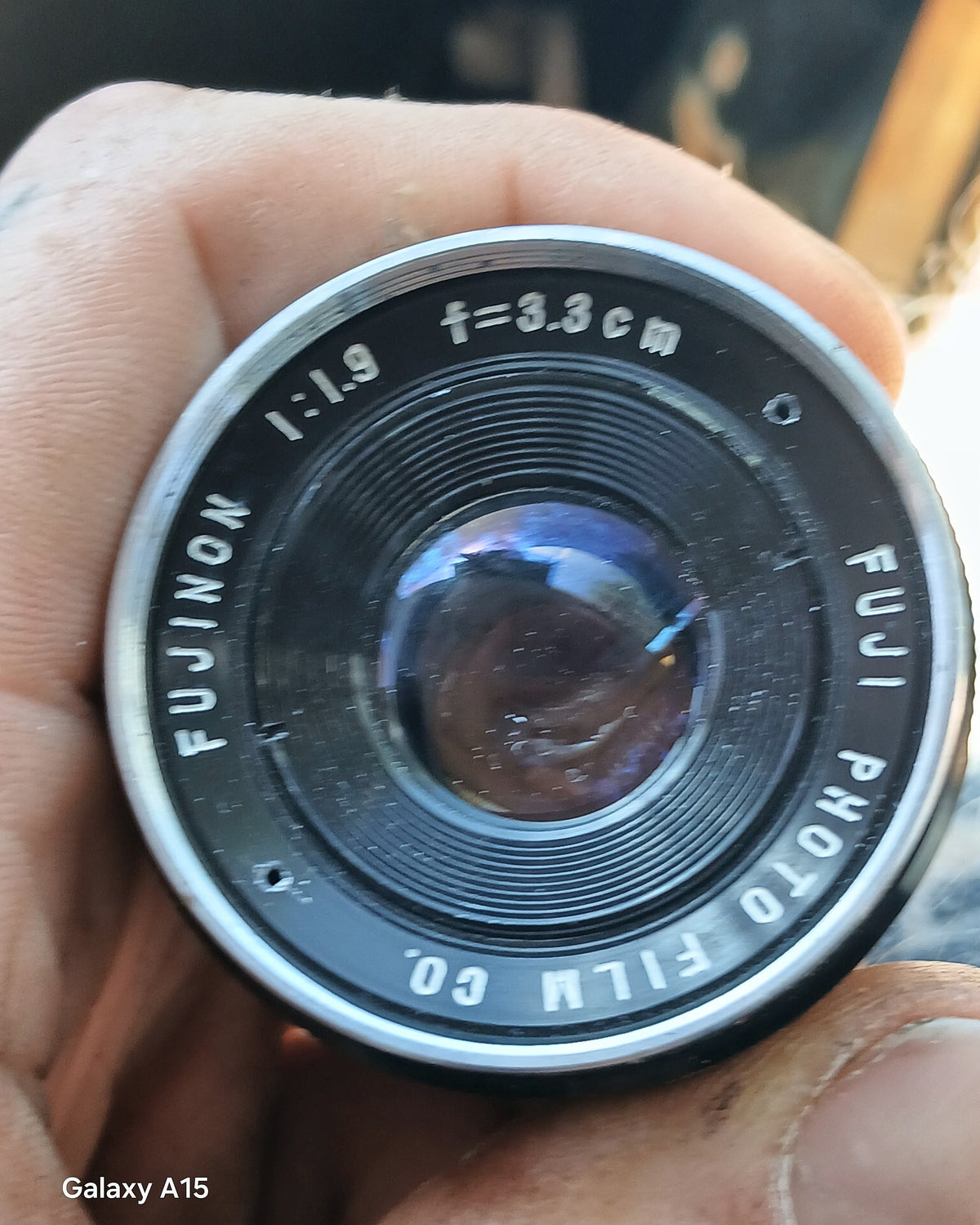 Fujinon 3.3cm f/1.9 Vintage Lens – Fuji Photo Film Co. – hoofdfoto, 4:5 uitsnede