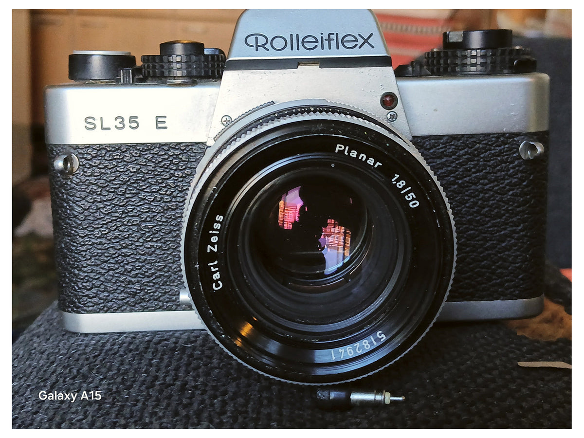 Rolleiflex SL35 E + Carl Zeiss Planar 1.8/50mm