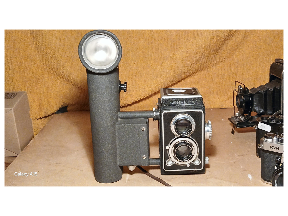 Semflex Semflash 6×6 TLR met SOM Berthiot 75mm f/3.5 – foto 1