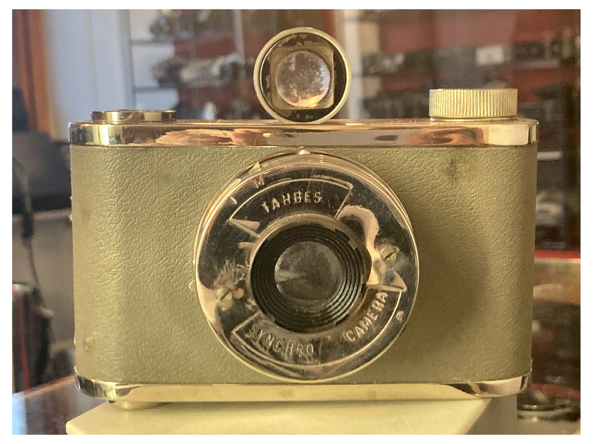 Tahbes Synchro 6×6-camera met originele leren tas, ca. 1948 – foto 4