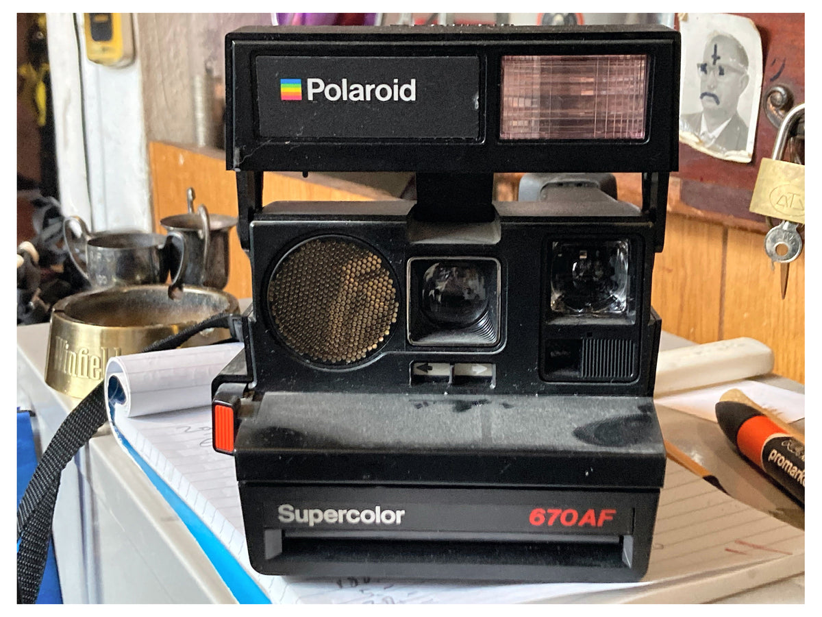 Polaroid Supercolor 670AF instantcamera voor 600-film, getest en werkend – foto 1 van 2