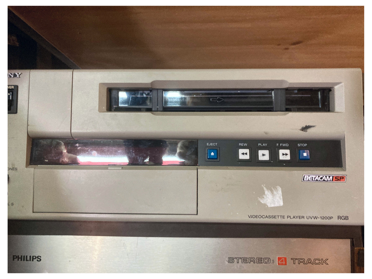 Sony UVW-1200P Betacam SP videoplayer met RGB-uitgang – foto 2 van 4