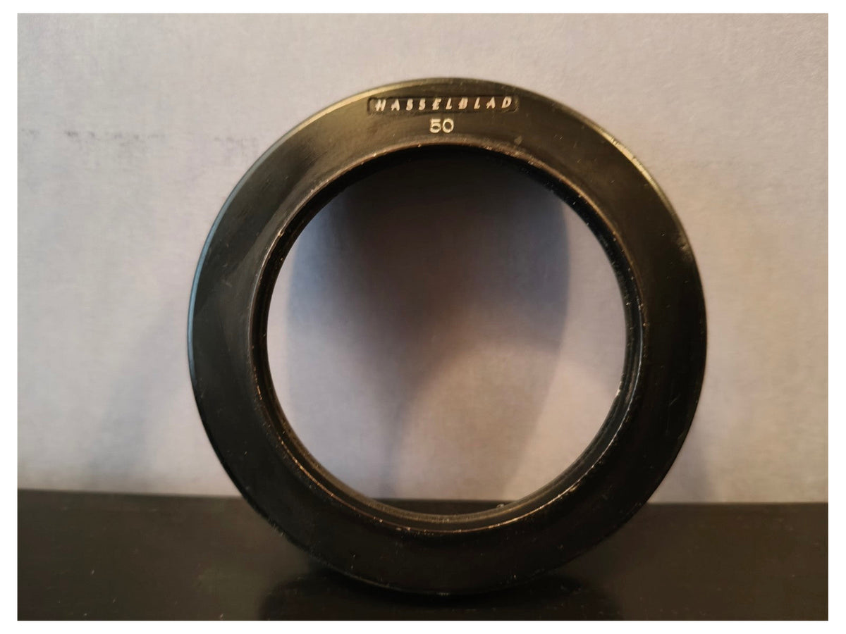 Hasselblad metalen zonnekap 50 – schroefbevestiging