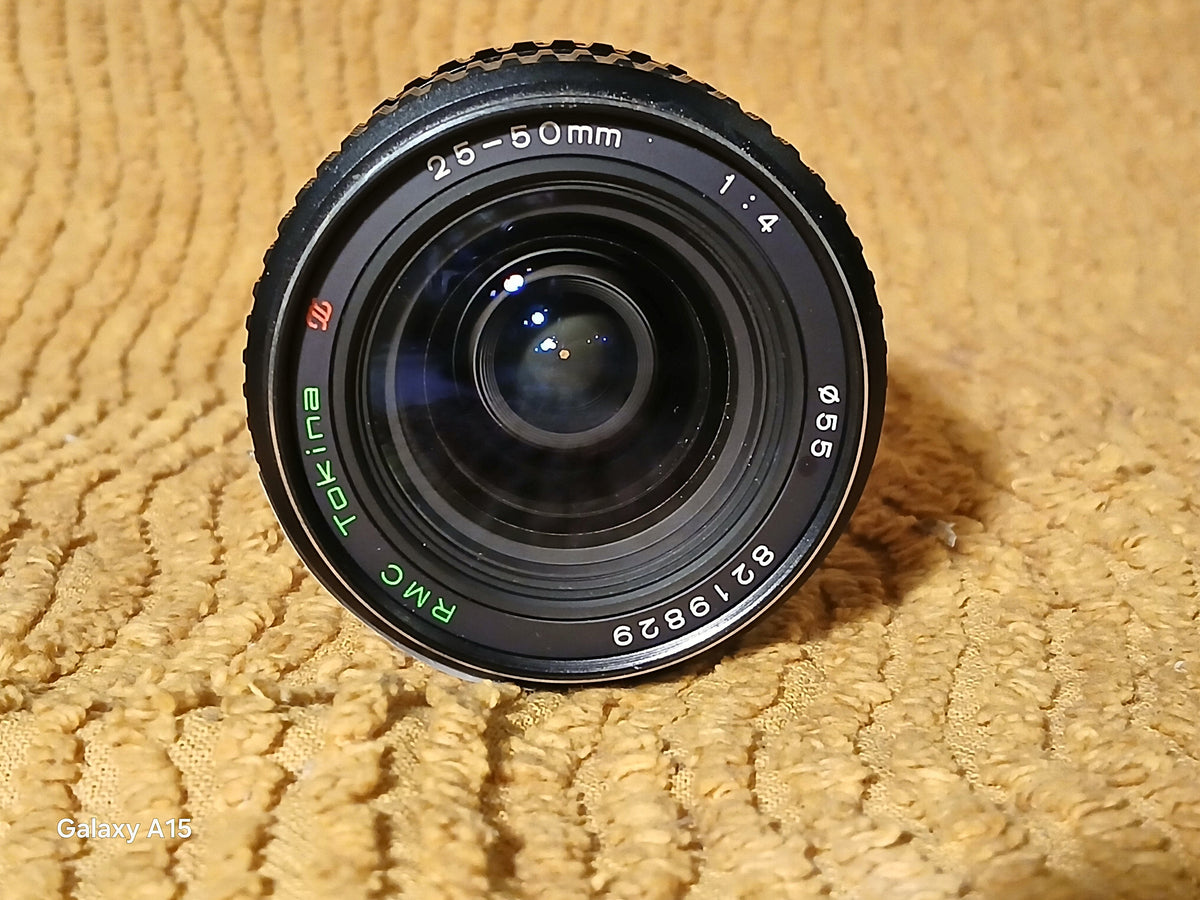 Tokina RMC 4/25-50mm groothoek zoomobjectief Minolta MD