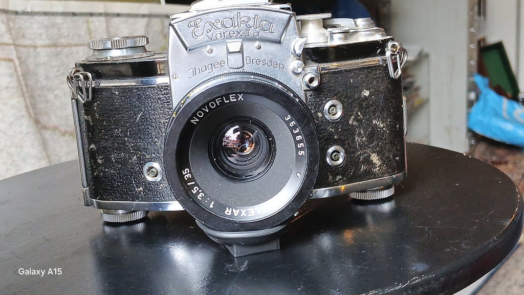 Exakta Varex IIa met zeldzame Novoflex Noflexar 35mm f/3.5 Macro – foto 1