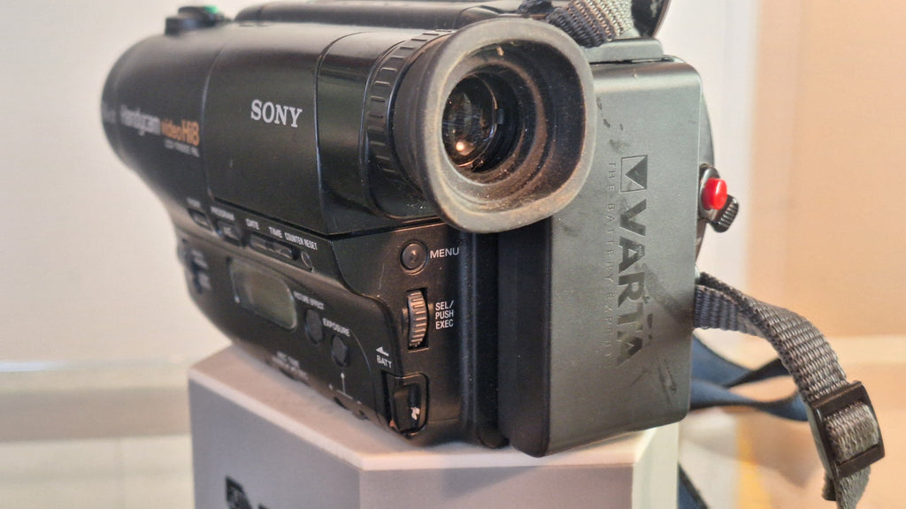 Sony Handycam CCD-TR680E Hi8 videocamera – aanvullende productfoto 4