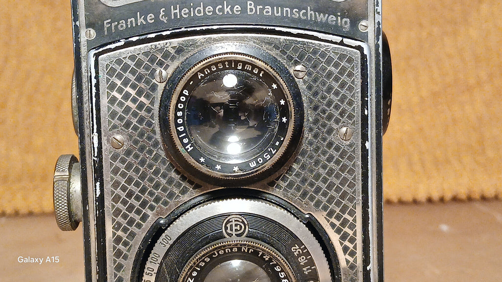 Rolleiflex Old Standard TLR 6x6 Camera – Carl Zeiss Tessar 75mm f/3.5 – Heidoscop Anastigmat – foto 4