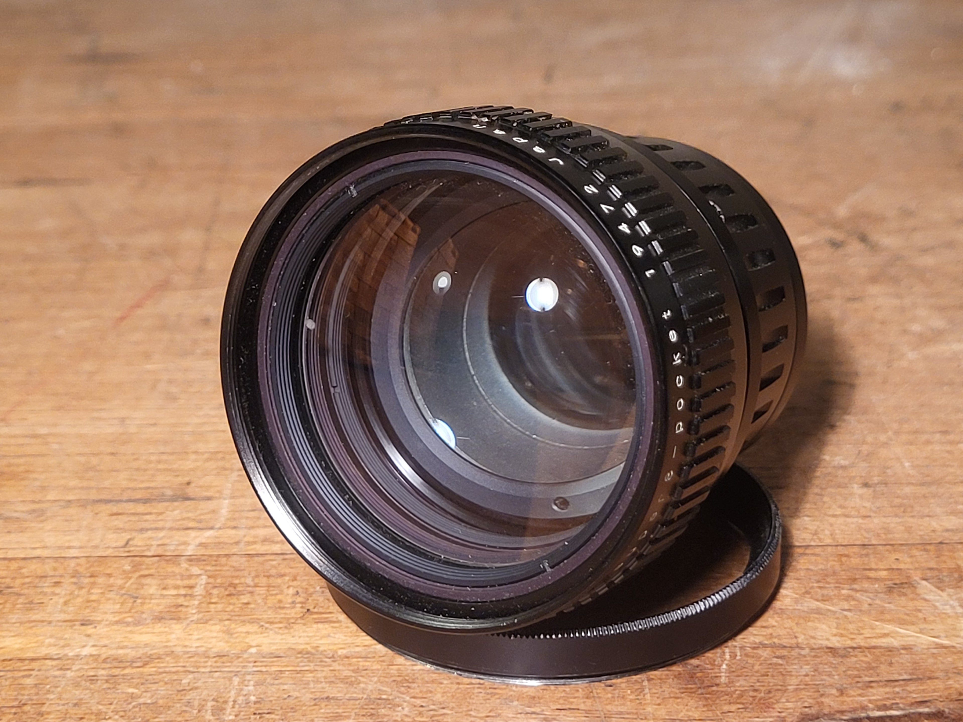 Revuetar 8-32mm f/1.7 Zoomlens voor Revue Super 8-Pocket / Chinon Pocket-8