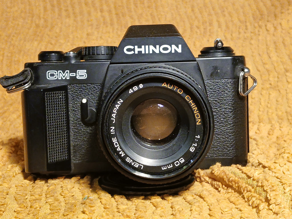 Chinon CM-5 analoge spiegelreflexcamera met 1.9/50mm lens – foto 1