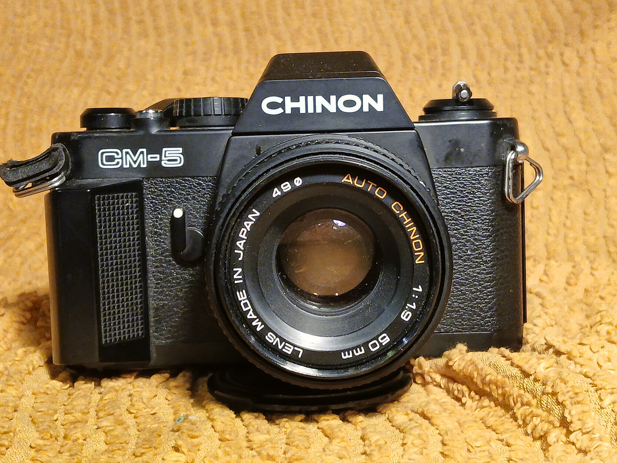 Chinon CM-5 analoge spiegelreflexcamera met 1.9/50mm lens – foto 1