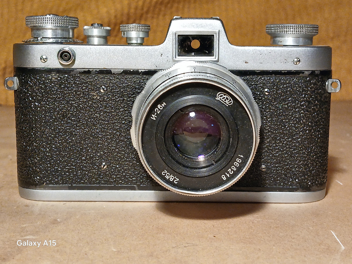 Zarya 35mm Camera + FED Industar-26M 52mm f/2.8 M39