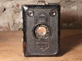 Zeiss Ikon Box-Tengor Boxcamera met Goerz Frontar Lens – vintage analoge camera bij De Majum Rotterdam