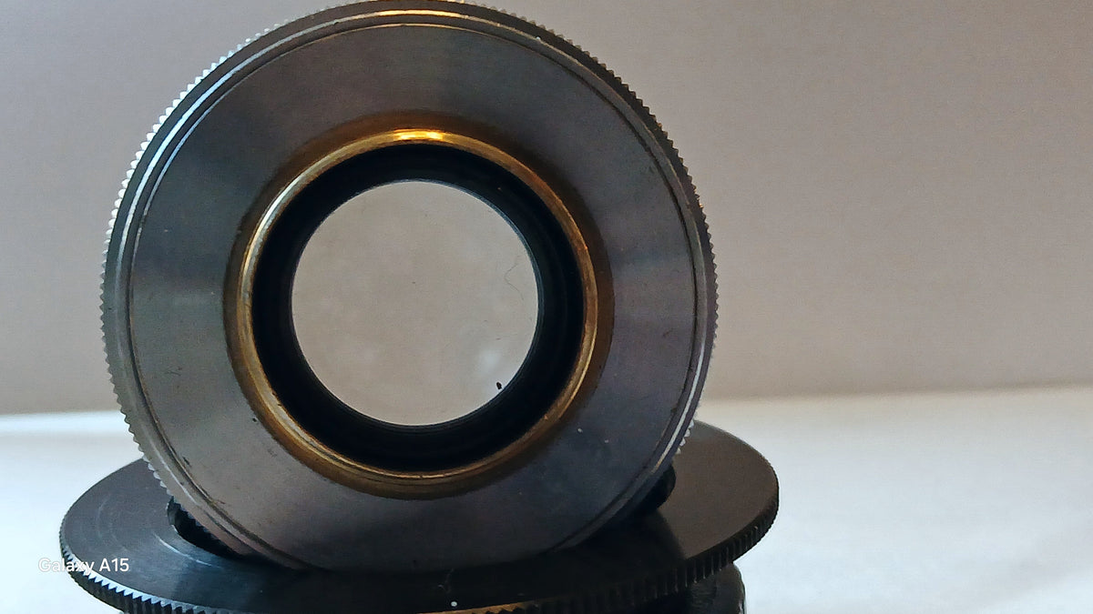 Schneider-Kreuznach Xenon 40mm f/1.9 lens met Robot M26-vatting – foto 2 van 3