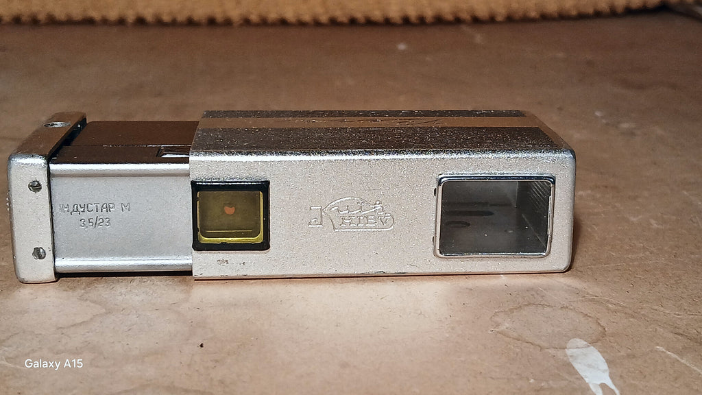 Kiev Vega 16mm Subminiature Camera – Industar-M 23mm f/3.5 – USSR c.1960 – foto 1
