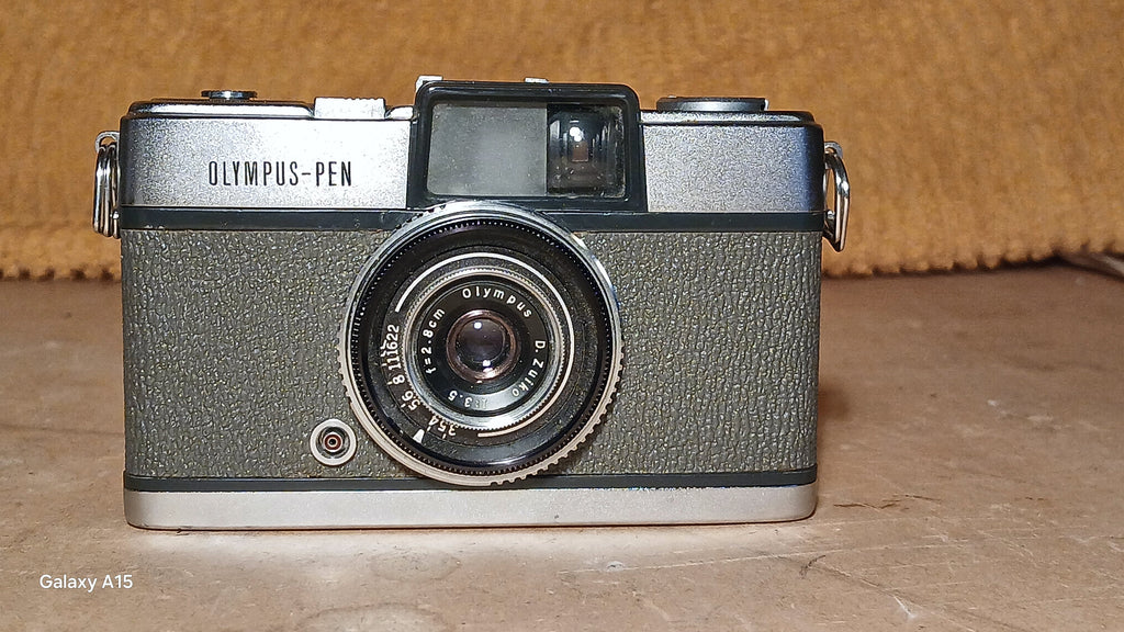 Olympus PEN Half-Frame 35mm Camera + D.Zuiko 28mm f/3.5 – Vintage – foto 1