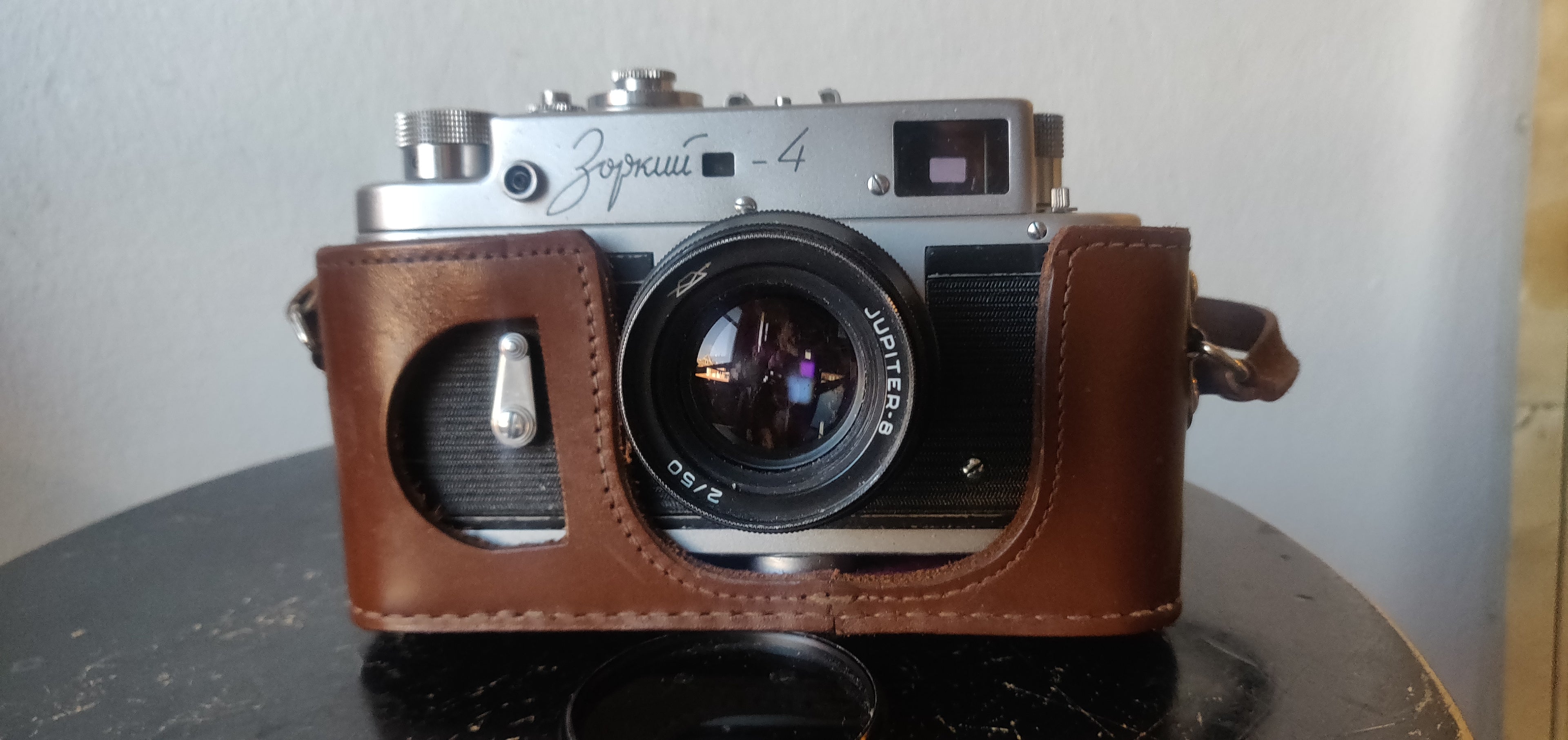 Zorki-4 50 Jaar Sovjetmacht met Jupiter-8 2/50mm lens – vintage analoge camera bij De Majum Rotterdam