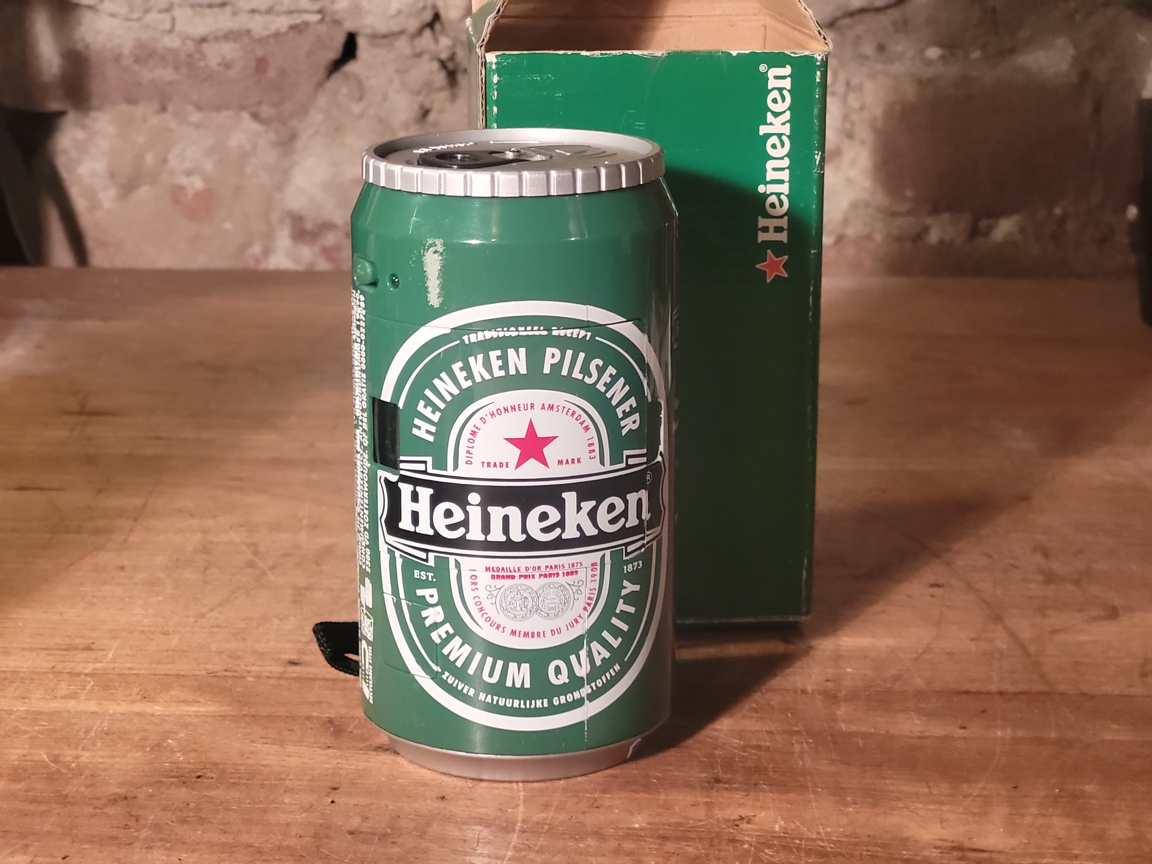 Heineken Blik Camera / Novelty 35mm Camera in Originele Doos – vintage analoge camera bij De Majum Rotterdam